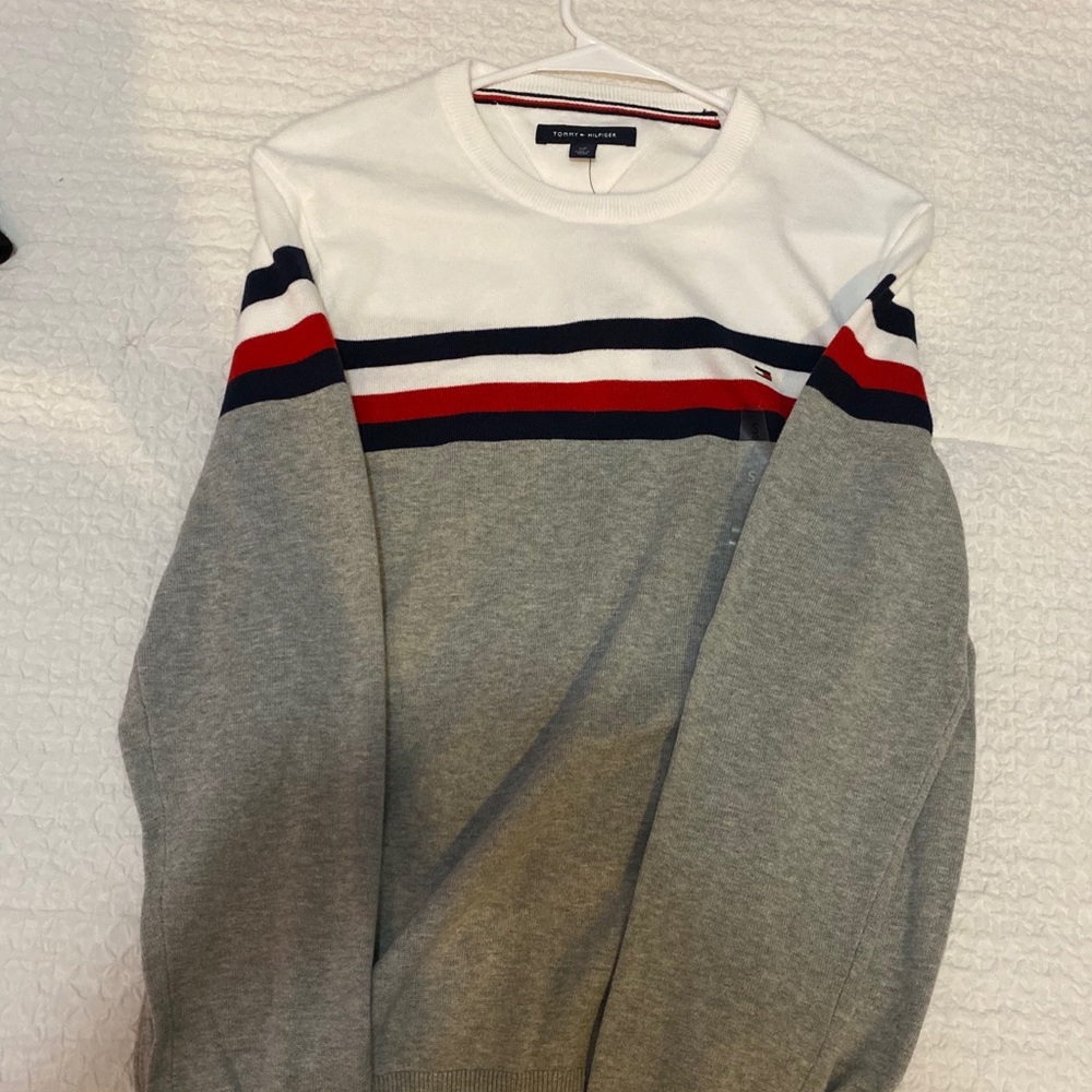 Long sleeve sweater